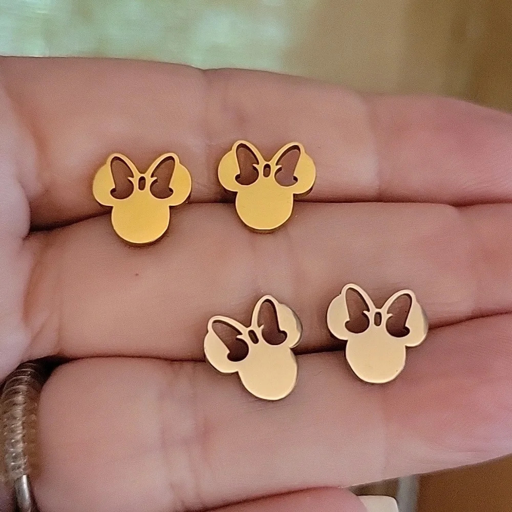 🔥LAST PAIR🔥 Minnie Mouse Stud Earrings